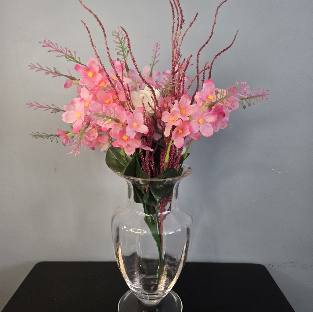 Vintage Tiffin Crystal 9.5" Ribbed Optic Light Pink Vase